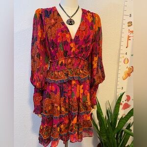👗💕 (NWT)Farm Rio Dress , Beautiful Dress , Size ; Small